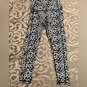 Zyia Snow Leopard Brilliants